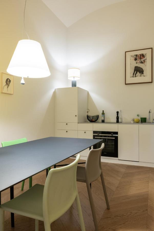 Stunning Apartment In City Center ウィーン エクステリア 写真
