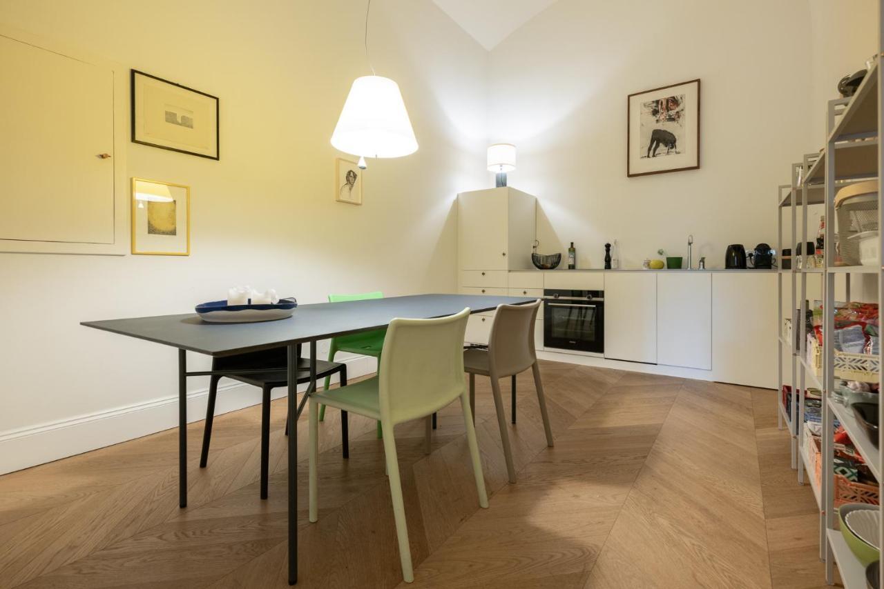 Stunning Apartment In City Center ウィーン エクステリア 写真