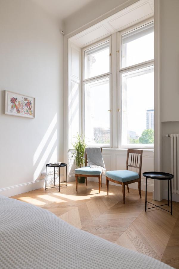 Stunning Apartment In City Center ウィーン エクステリア 写真