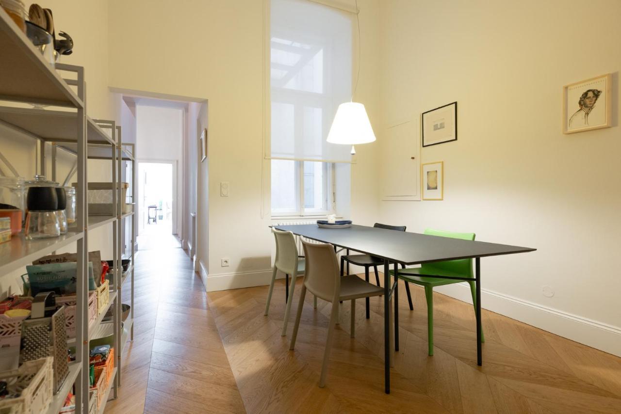 Stunning Apartment In City Center ウィーン エクステリア 写真