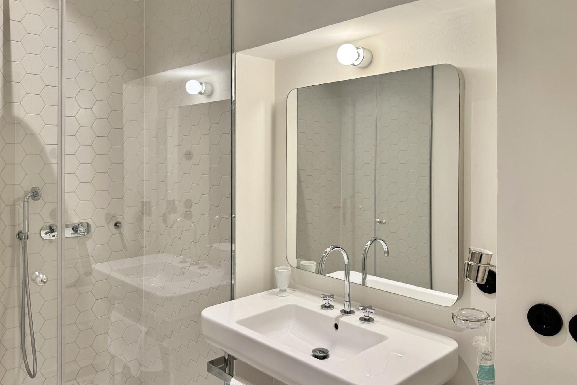Stunning Apartment In City Center ウィーン エクステリア 写真